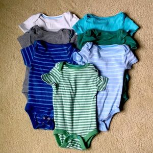 Baby Cloud Island 0-3 months Onesies Bundle